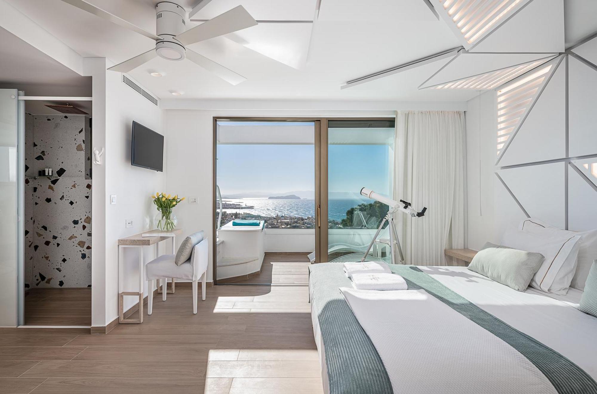 Superior Room with Sea View and Private Pool,1589663753:JPEG