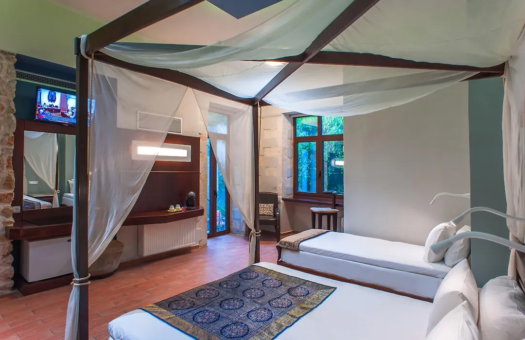 Splanzia Boutique Hotel-1